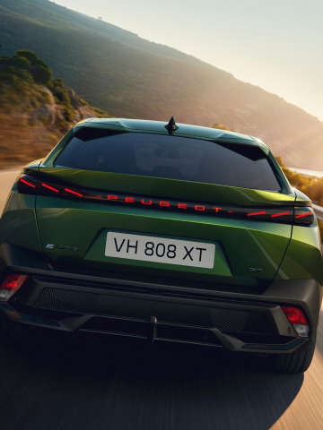 Задня частинаPeugeot 408