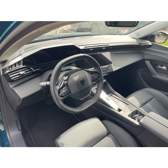 Peugeot 408 1.6 PureTech 215 АКПП-8 GT 2025