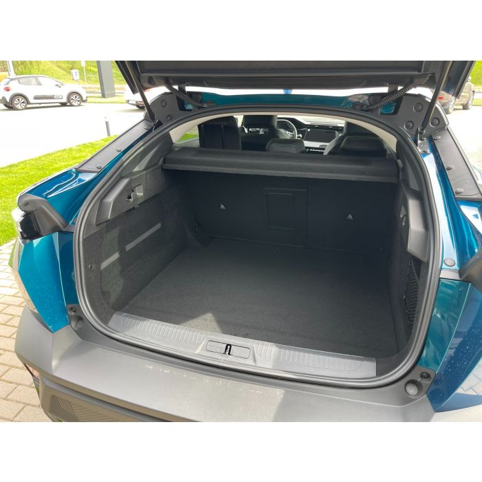 Peugeot 408 1.6 PureTech 215 АКПП-8 GT 2025