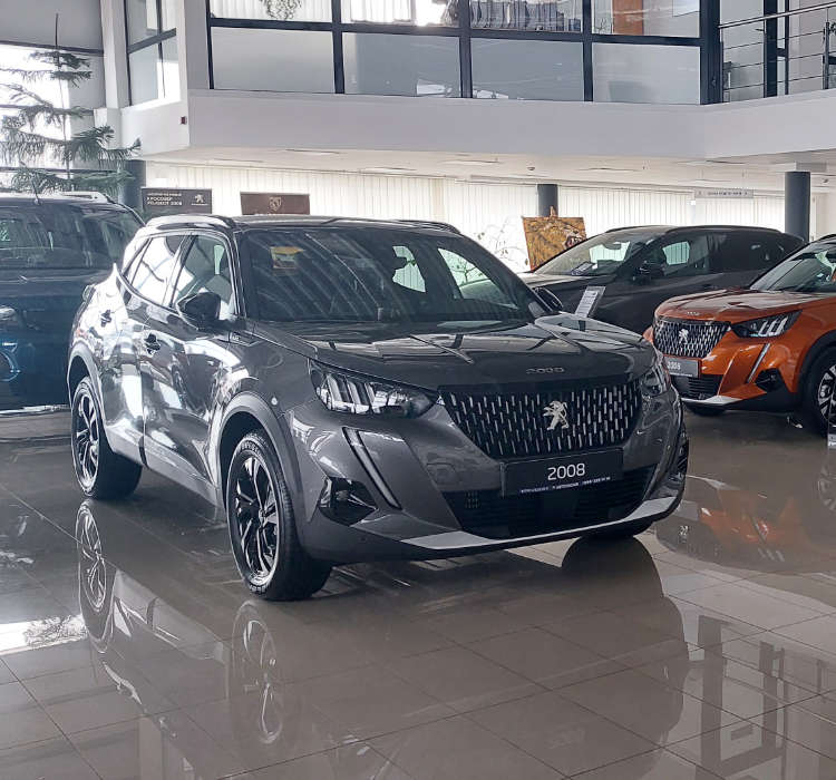 Автосалон Peugeot «Автопасаж» у Києві, виставкова зала